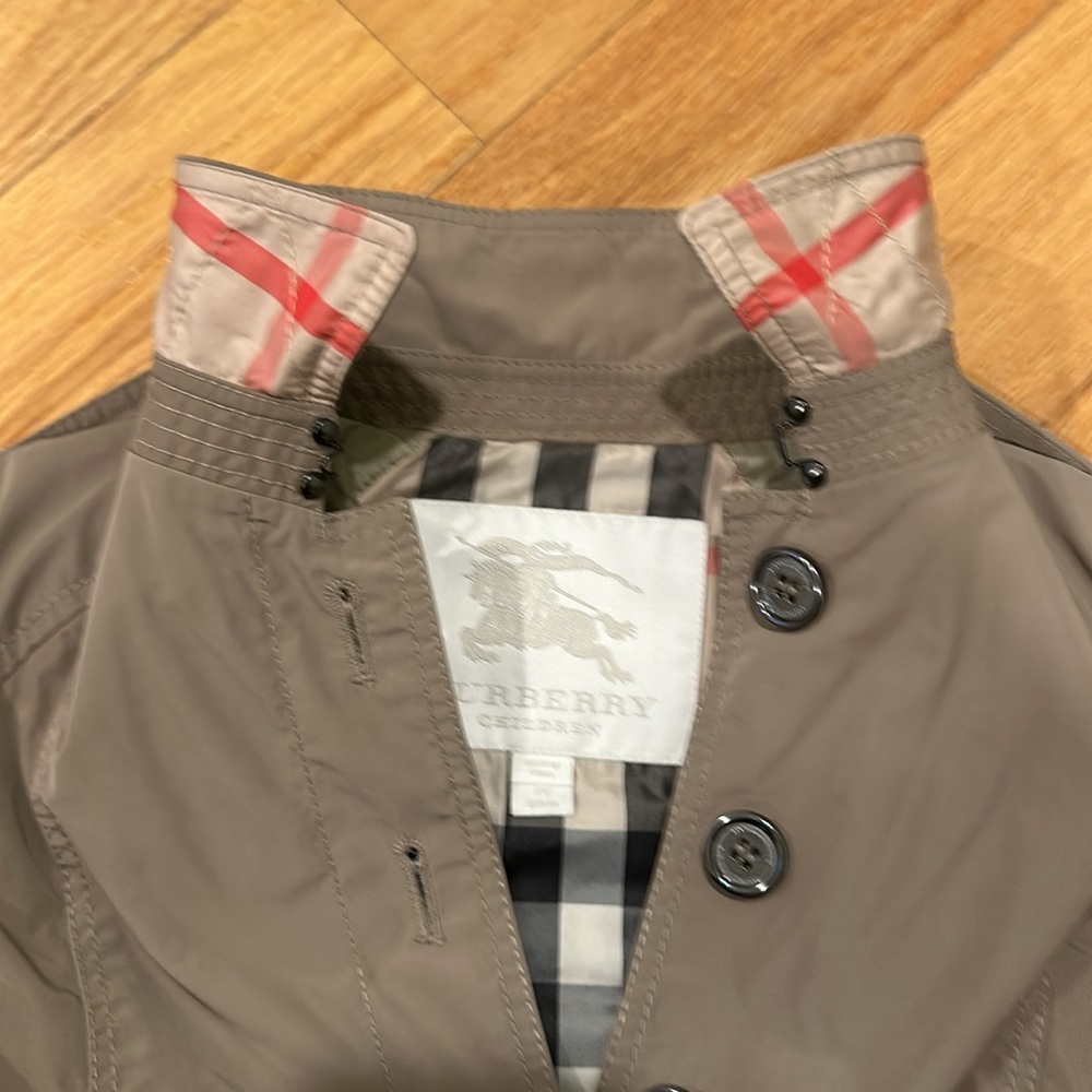 Burberry Girls Trench Rain Jacket Coat 7 years - Picture 3 of 4